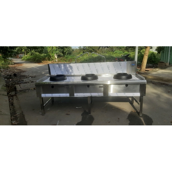 BẾP 3 HỌNG KIỀNG BÁNH Ú